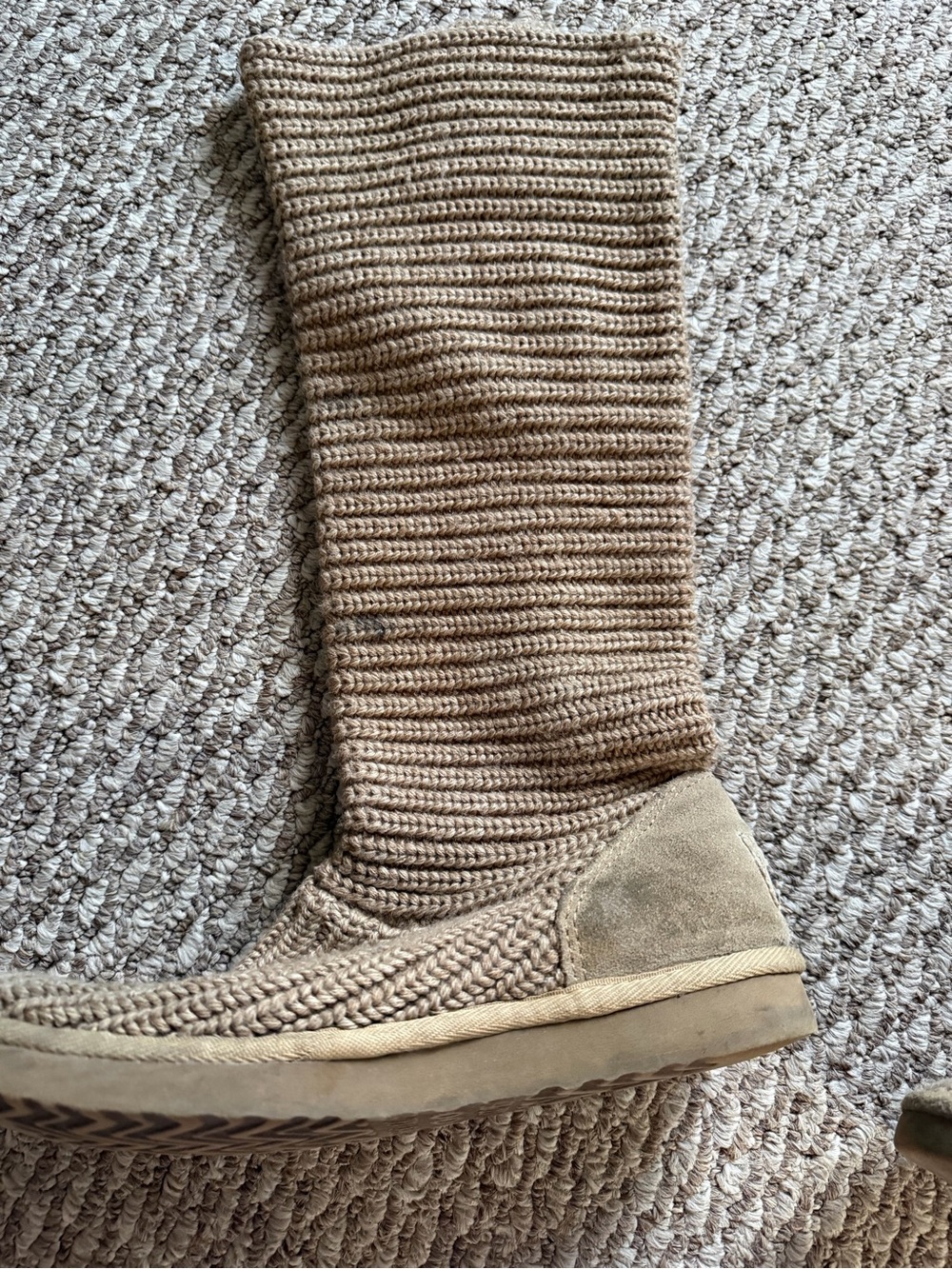 Ugg classic Cardy boots - Picture 4 of 6